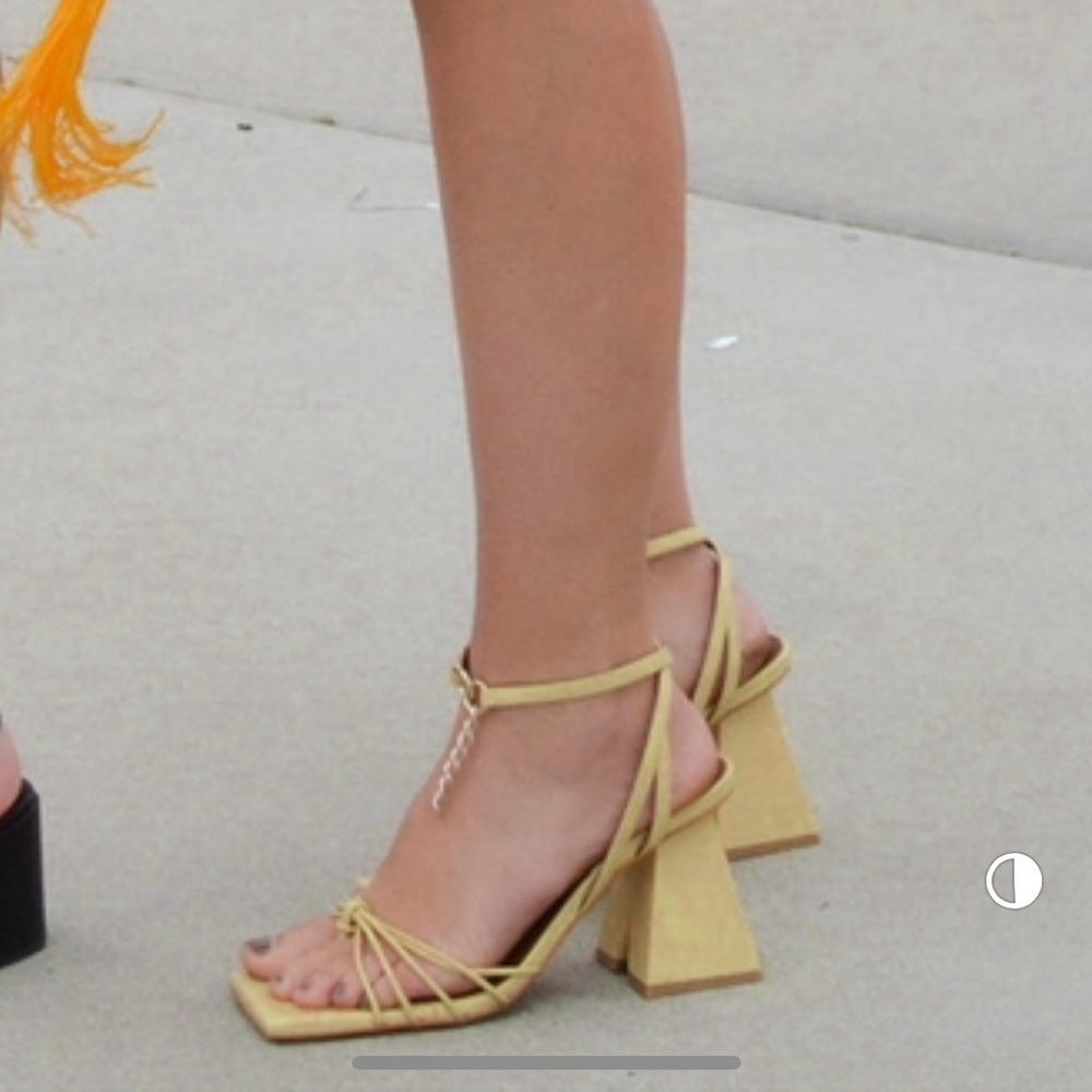 ALOHAS Yellow Strappy Heels